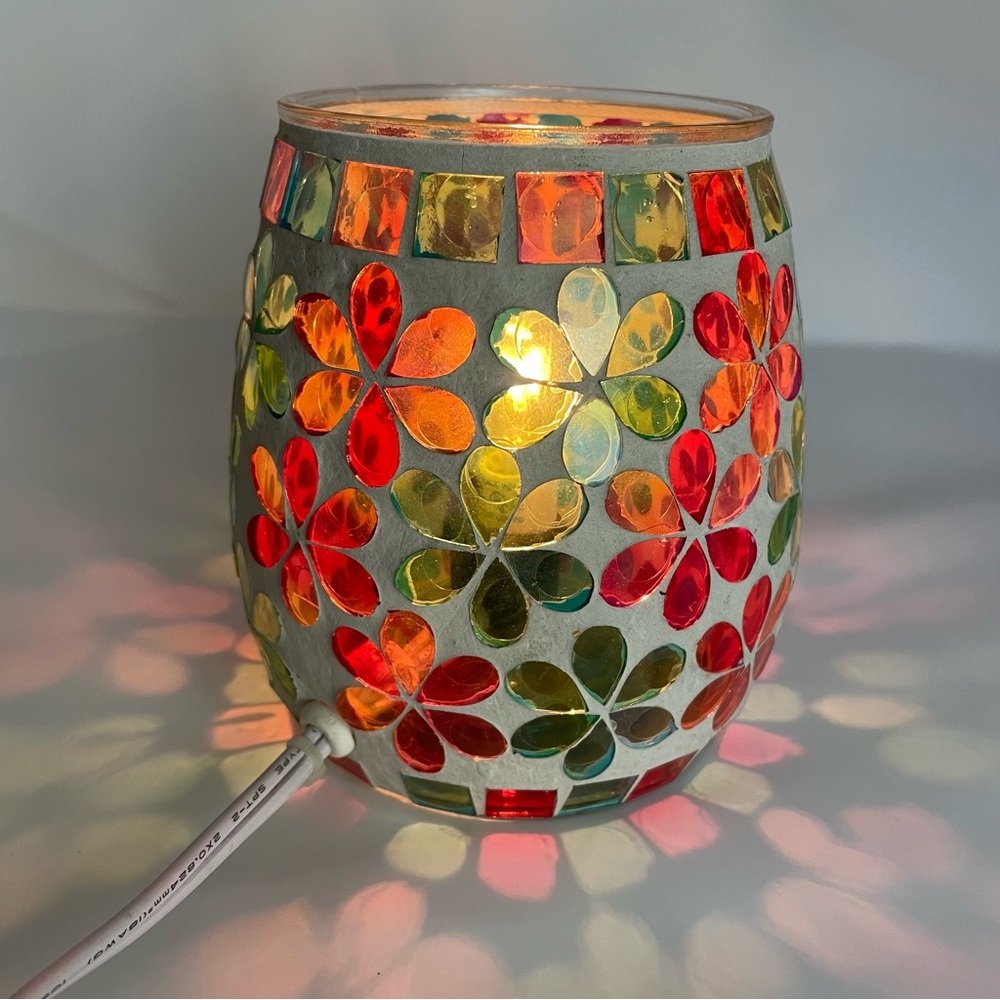 Intertek Imports Light Mosaics Glass Art Flowers Lamp Nightlight,
